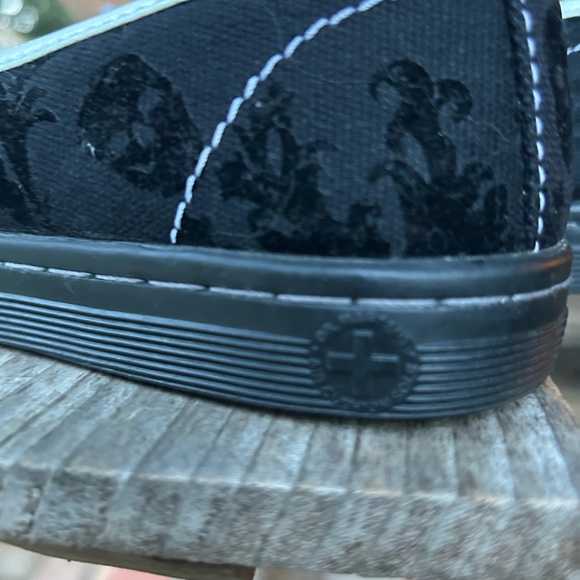 Dr Martens skull slip ons canvas shoes. Sz 37 (6) - Picture 5 of 8
